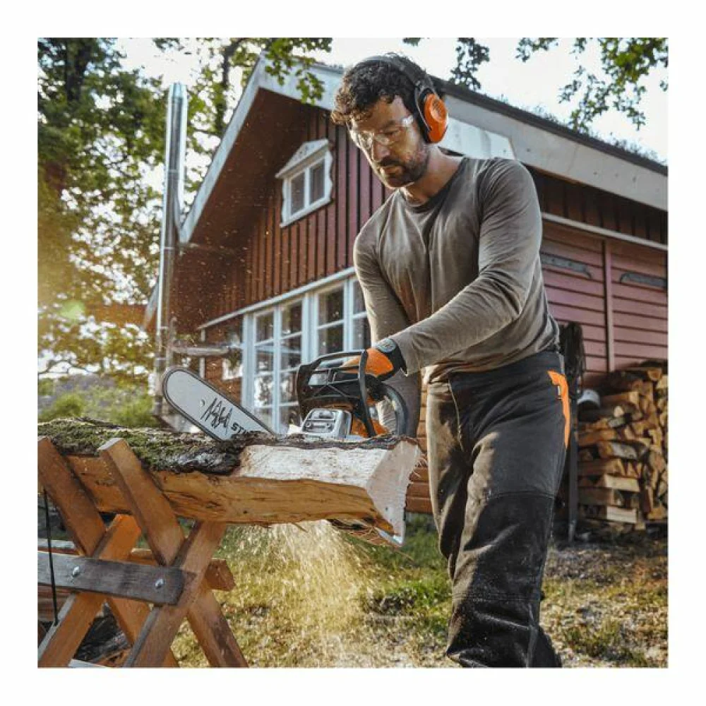 Motosserra MS 162 Stihl para poda e corte leve Sertão